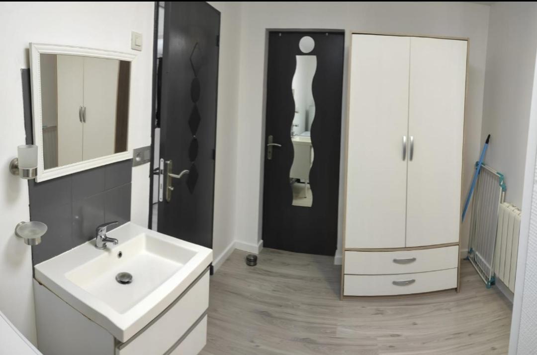 Maison Plain Pied 1 Herin Luaran gambar